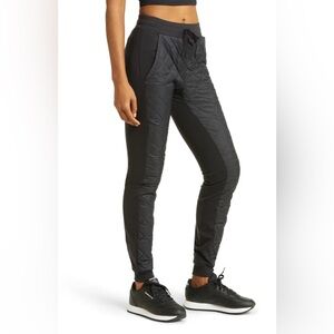 ALO Yoga Airbrush Winter Warm High-Waist Moto Puffer Pant | Cold Weather Legging